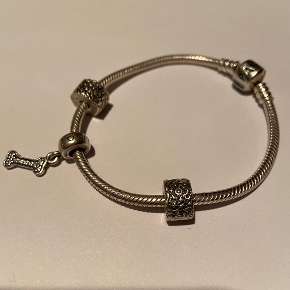 Pandora bracelet with 2 clamps & 1 dangle charm - Picture 3 of 7